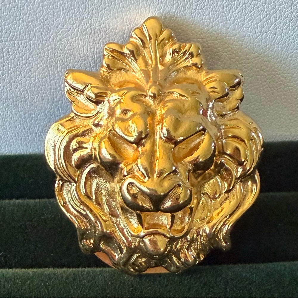 Vintage Anne Klein Gold Lion Head Scarf Clip Gold Plated Roaring Lion 80’s 90’s